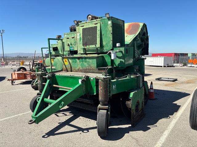 1994 Barber-Greene BG650 Windrow Elevator