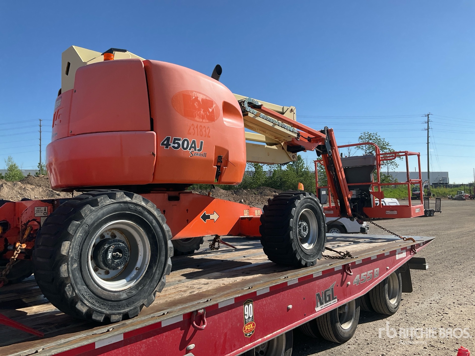 Photo of a 2014 JLG 450AJ