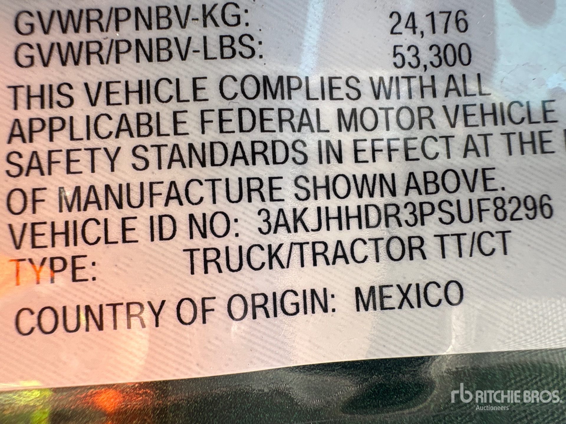2023 Freightliner CASCADIA 126
