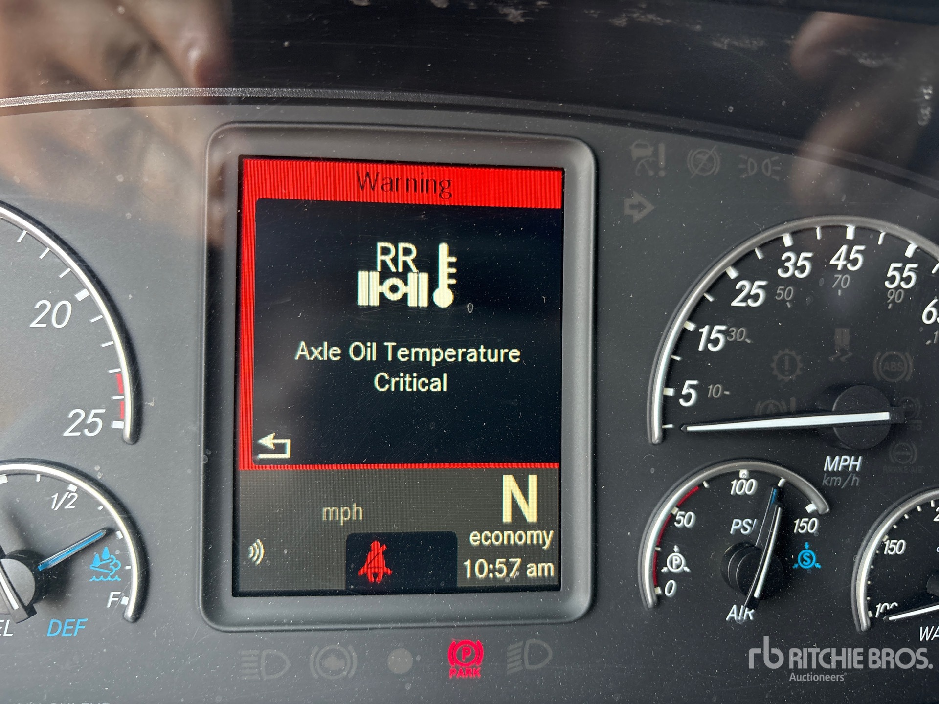 2023 Freightliner CASCADIA 126