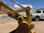 v2 Chassis - Excavator with Pin and Bushings Stick to Bucket