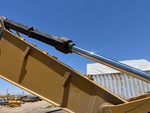 Hydraulics with Bucket Cylinder