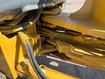 Chassis with Clavijas centrales de articulación