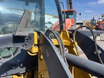 Chassis with Clavijas del chasis al brazo elevador