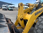 Chassis with Collegamento rotazione