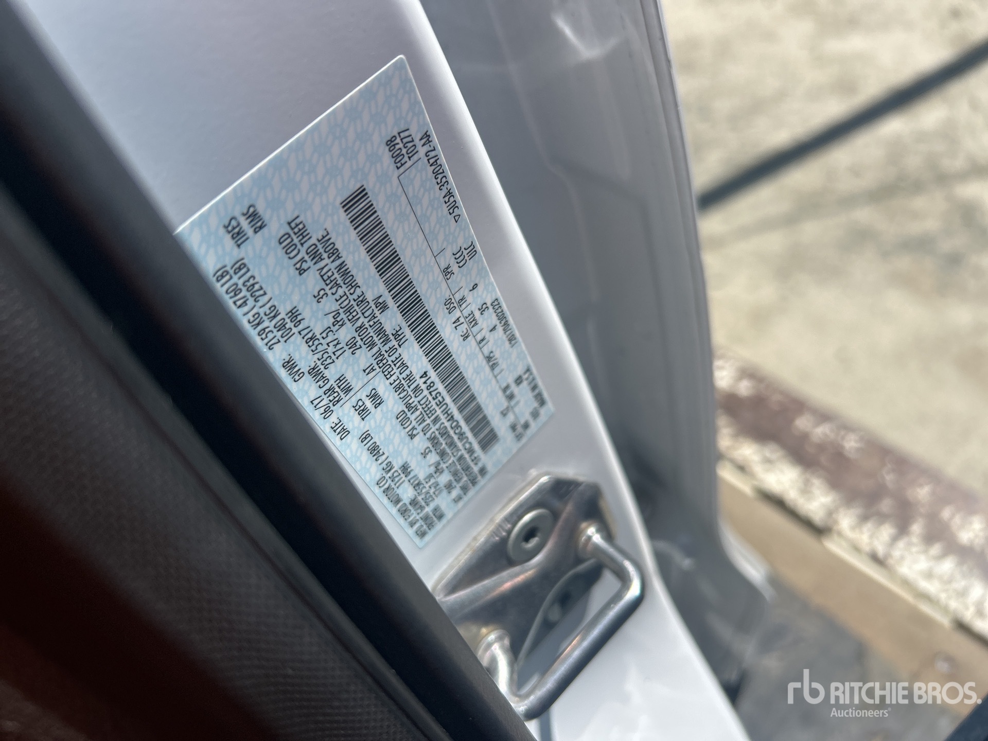 Photo of a 2017 Ford ESCAPE