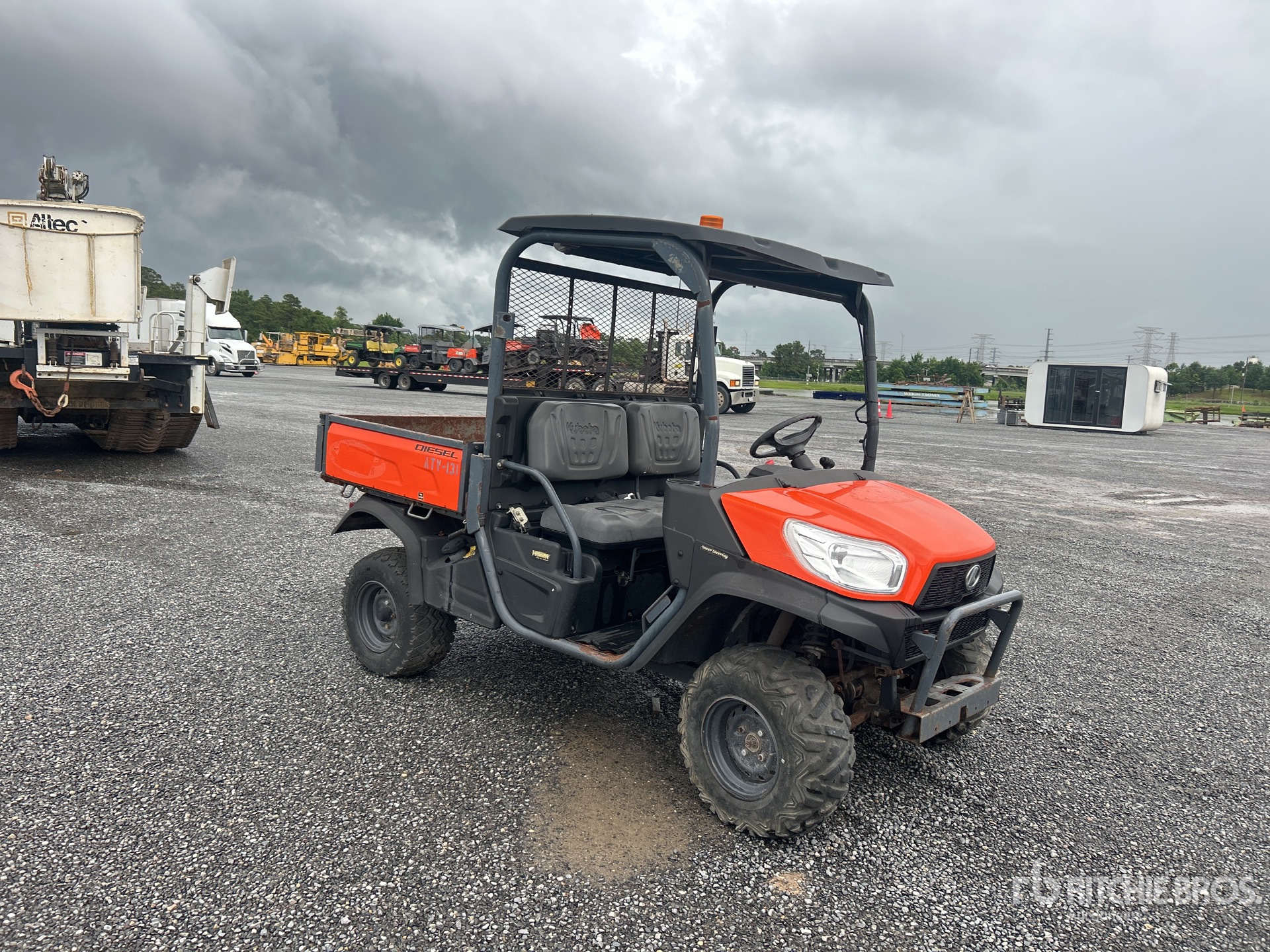 General Appearance with Picture, Right Front Corner