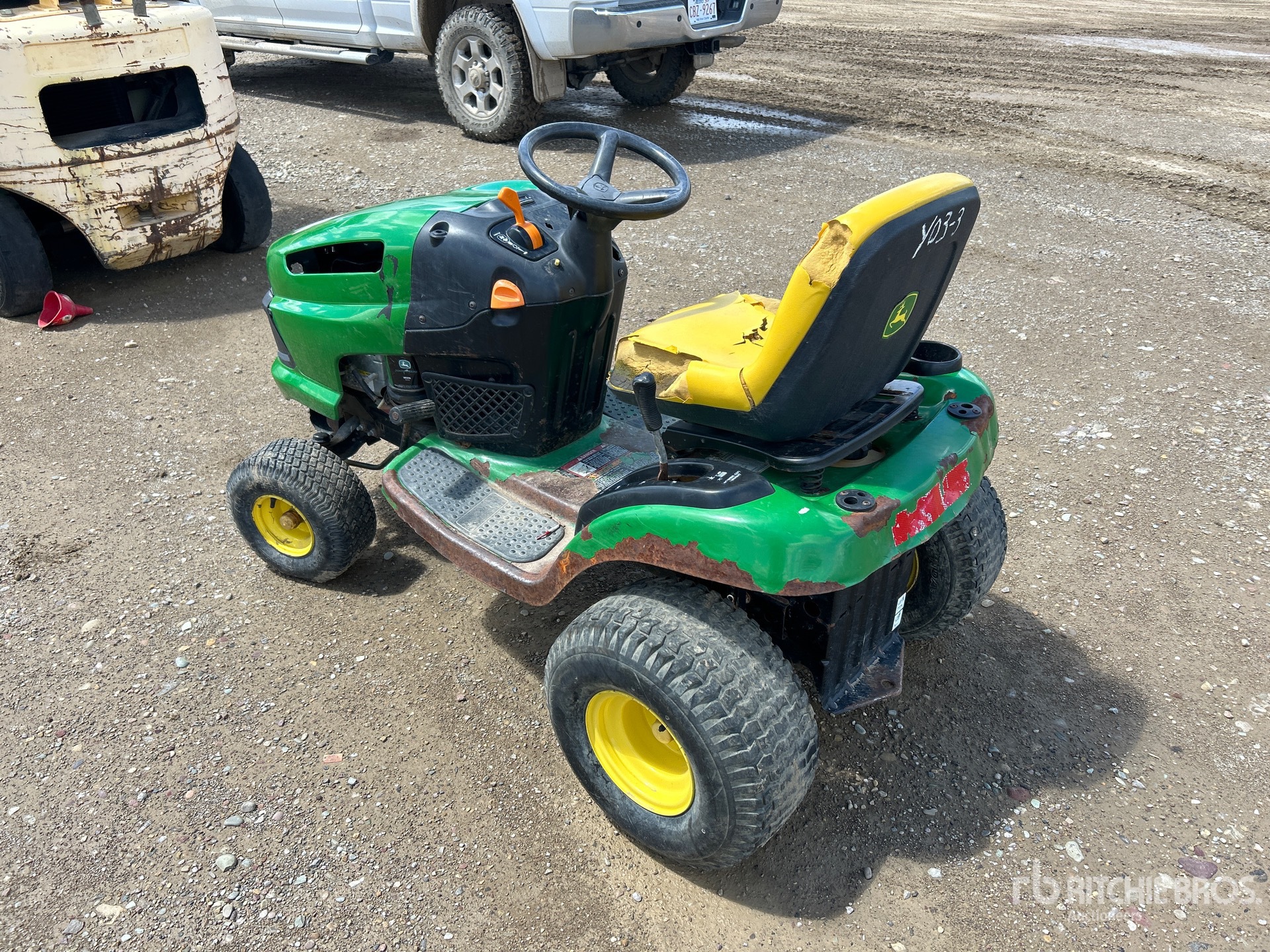 General Appearance with Picture, Left Rear Corner