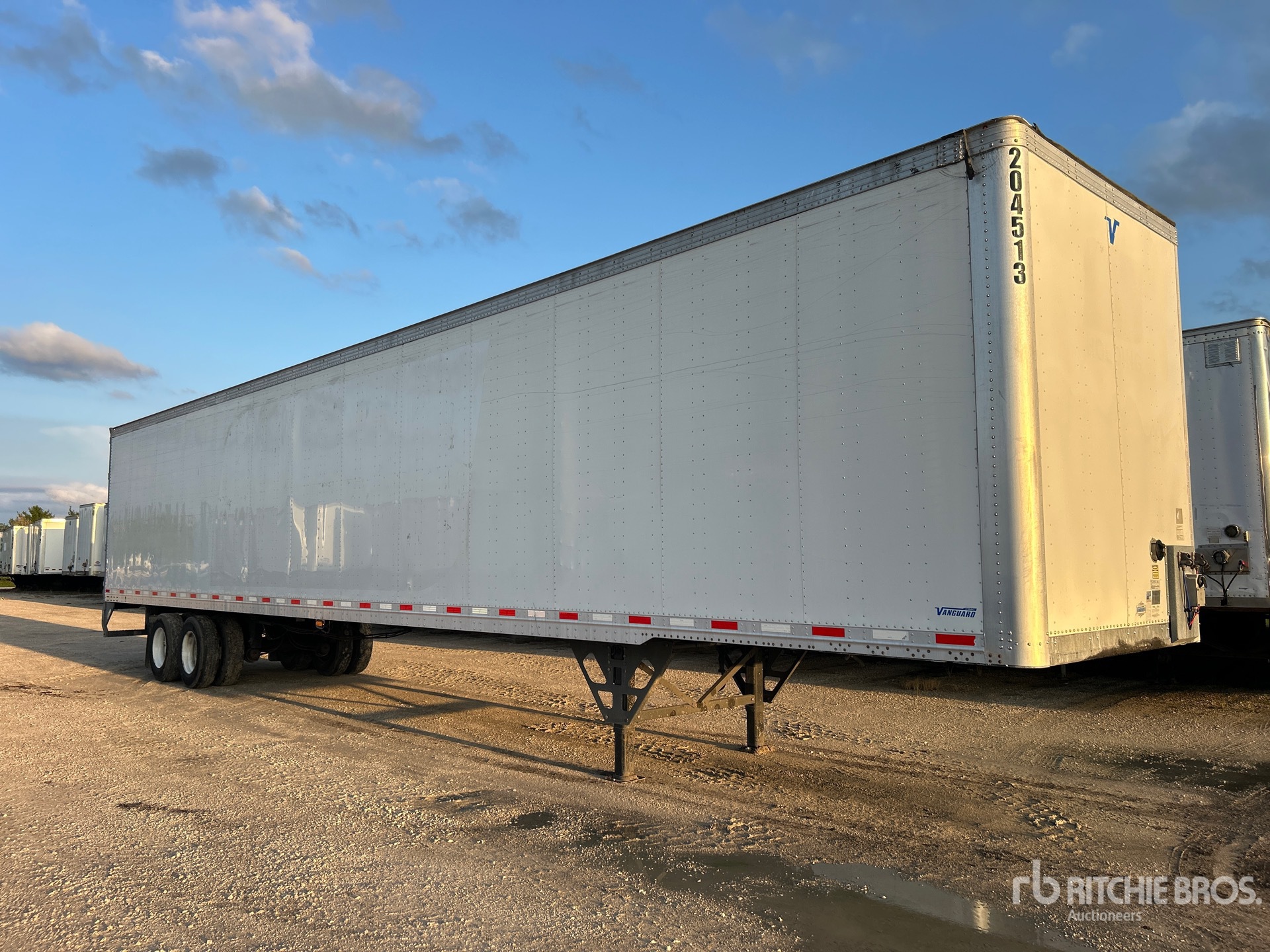 2022 Vanguard 53 FT X 102 IN T/A