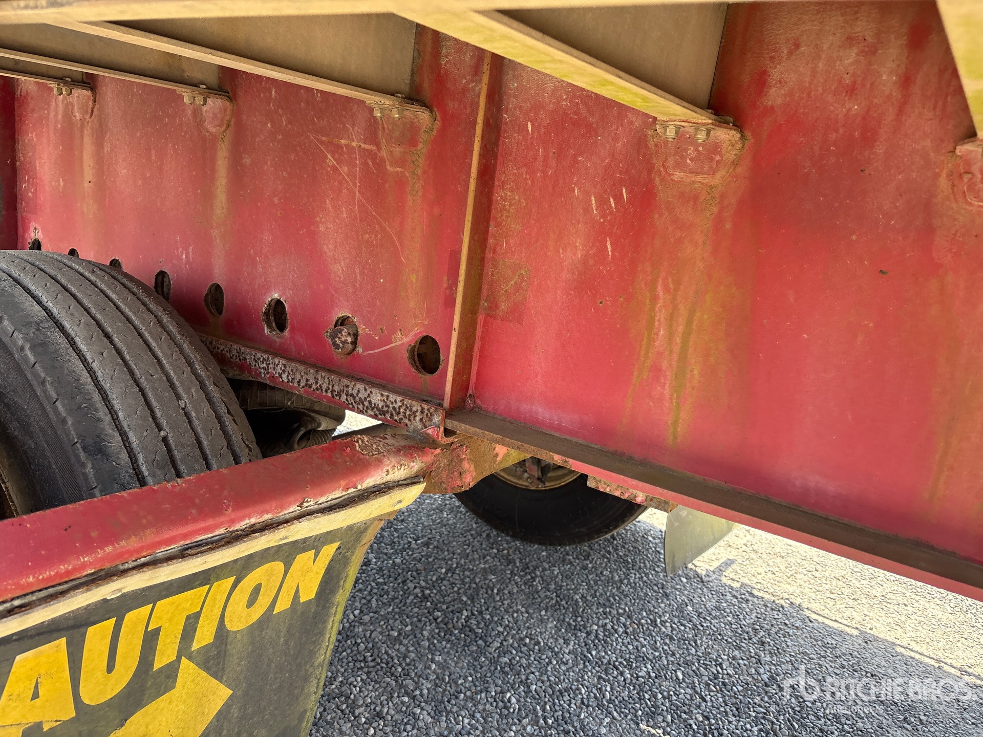 2008 Transcraft 53 ft T/A Spread Axle