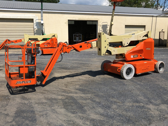 2008 JLG E400AJPN Electric Articulating Boom Lift