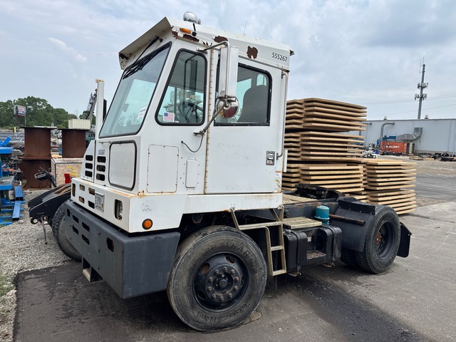 2006 Capacity 4x2 Spotter Truck