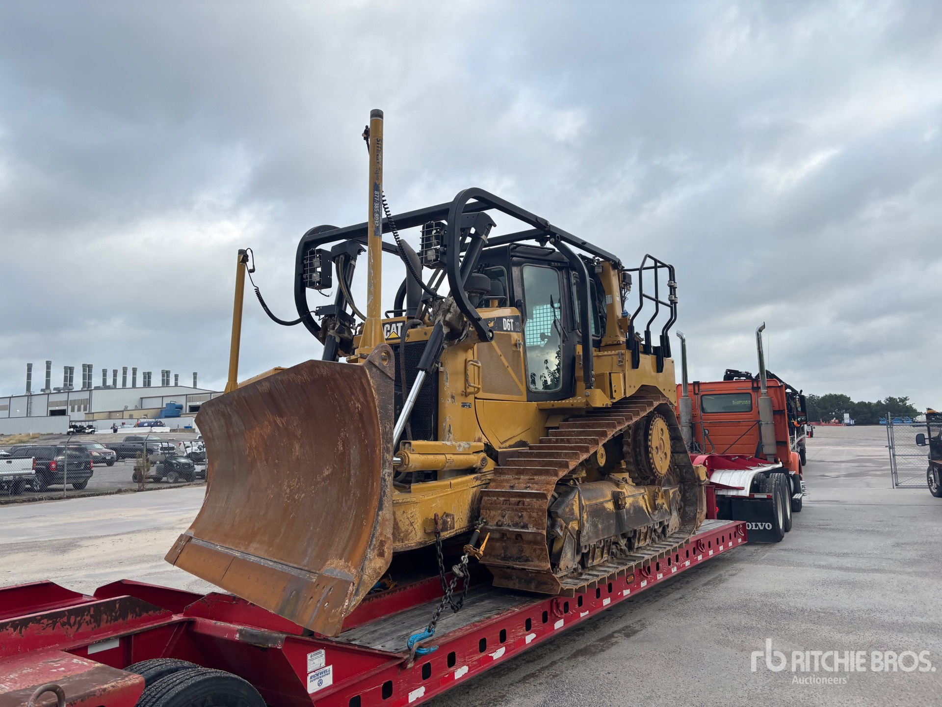 Photo of a 2016 Caterpillar D6T XL