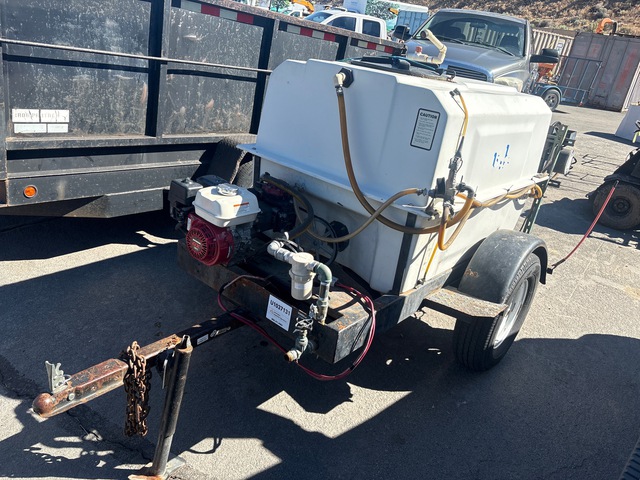 2005 (unverified) SDIN Open Spray S/A Trailer mounted spray tank