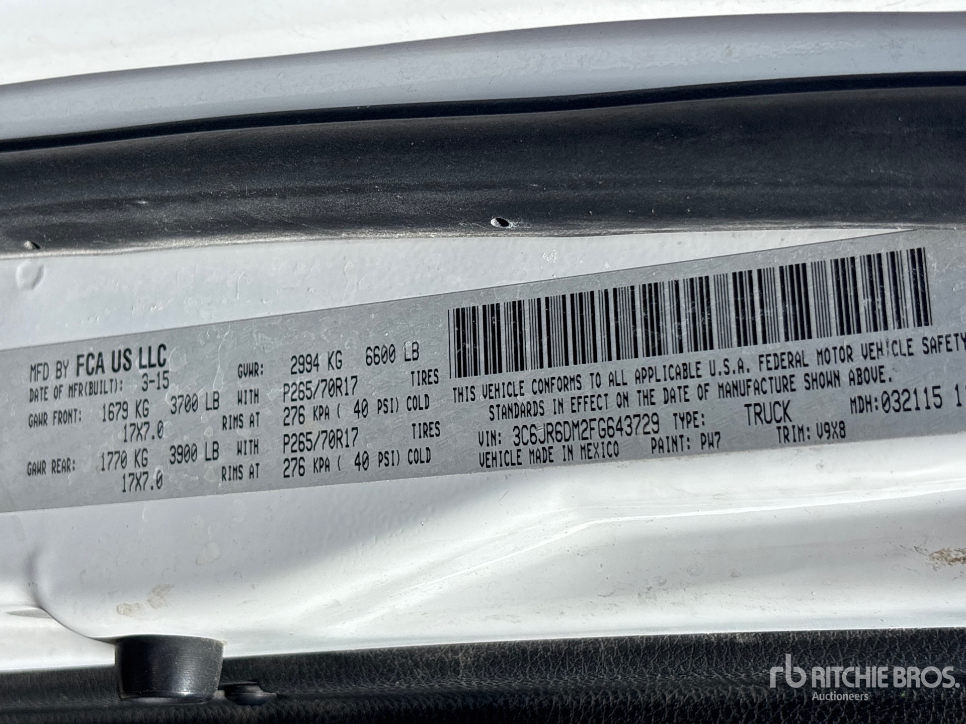 General Appearance with Numéro de série/Numéro d'identification du véhicule automobile
