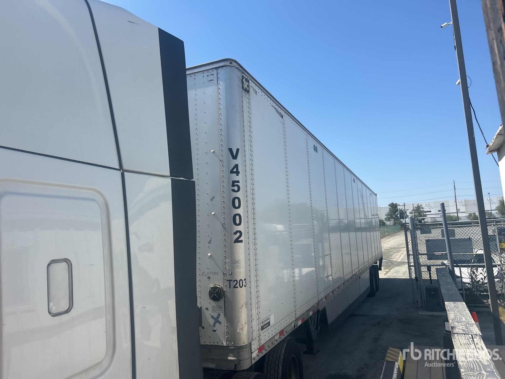 2023 Hyundai VC2530152-AJS
