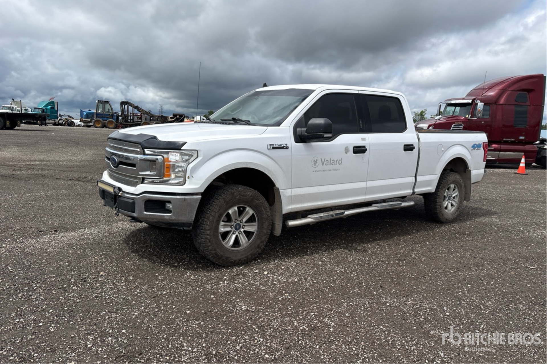 General Appearance with Picture, Left Front Corner