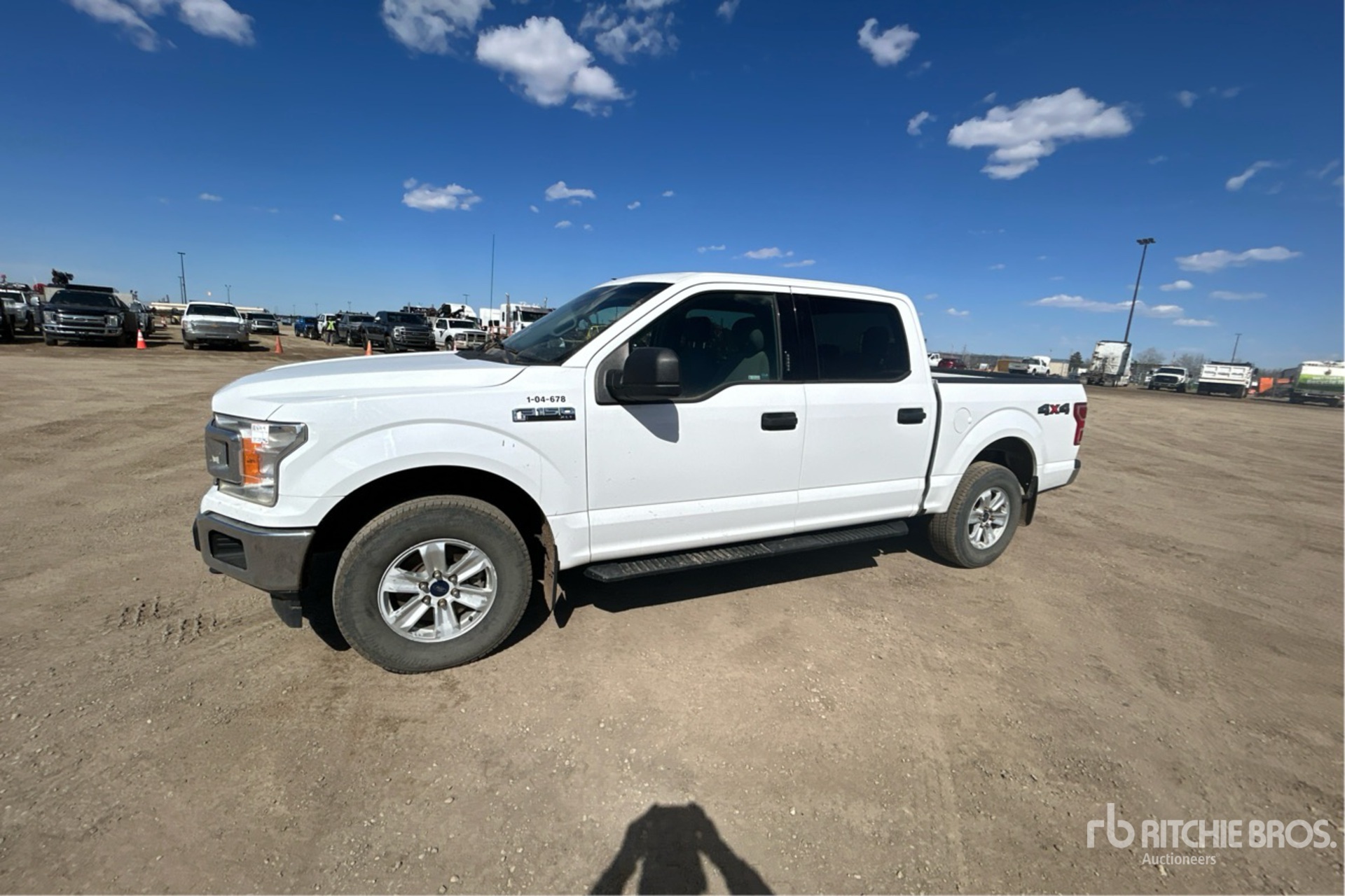 General Appearance with Picture, Left Front Corner