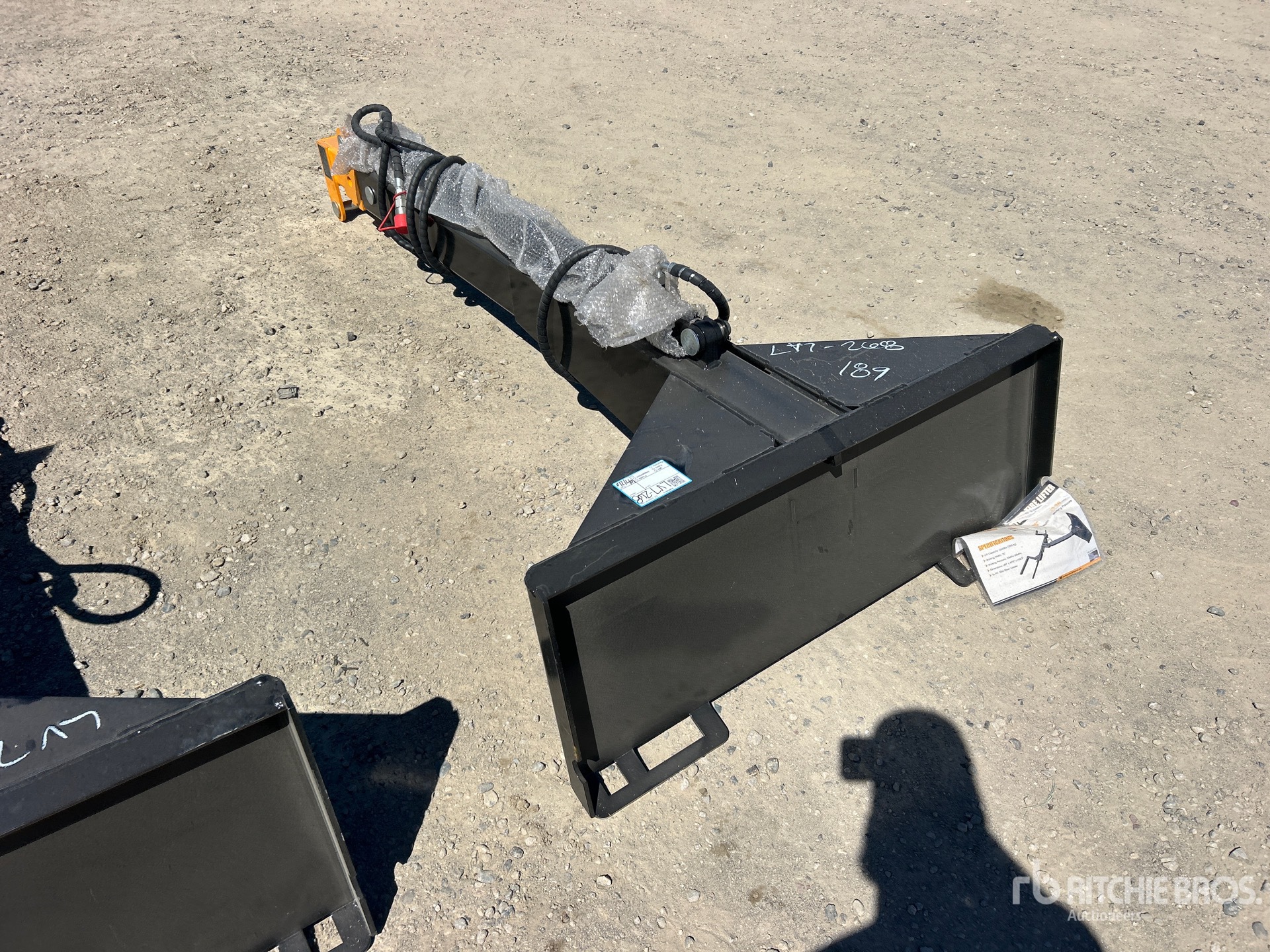 General Appearance with Picture, Right Rear Corner