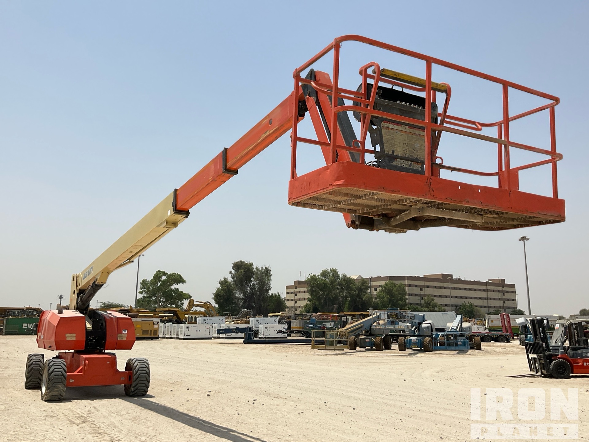 2018 JLG 860SJ