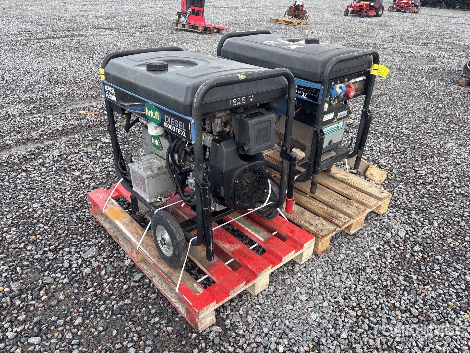 General Appearance with Picture, Left Front Corner