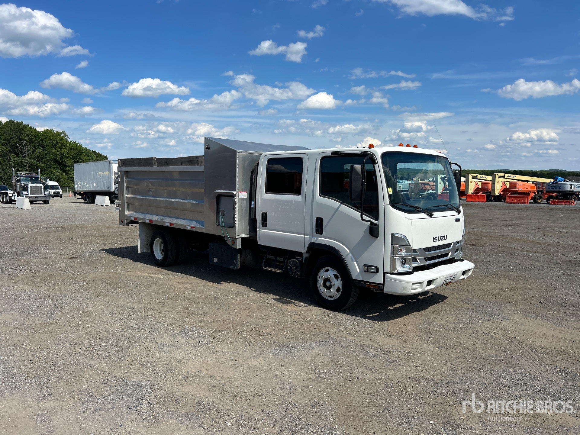 2022 Isuzu NPR
