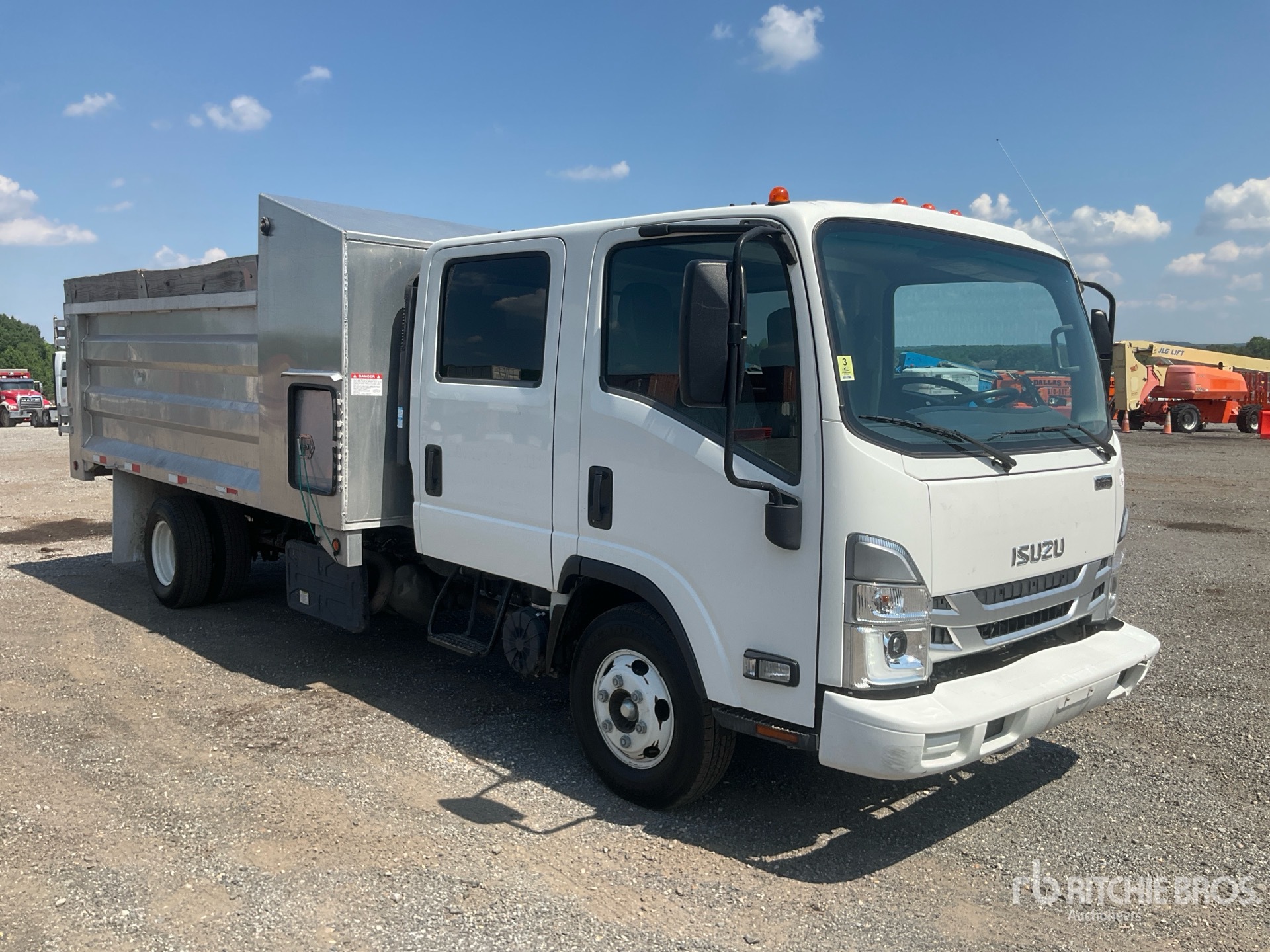 2022 Isuzu NPR