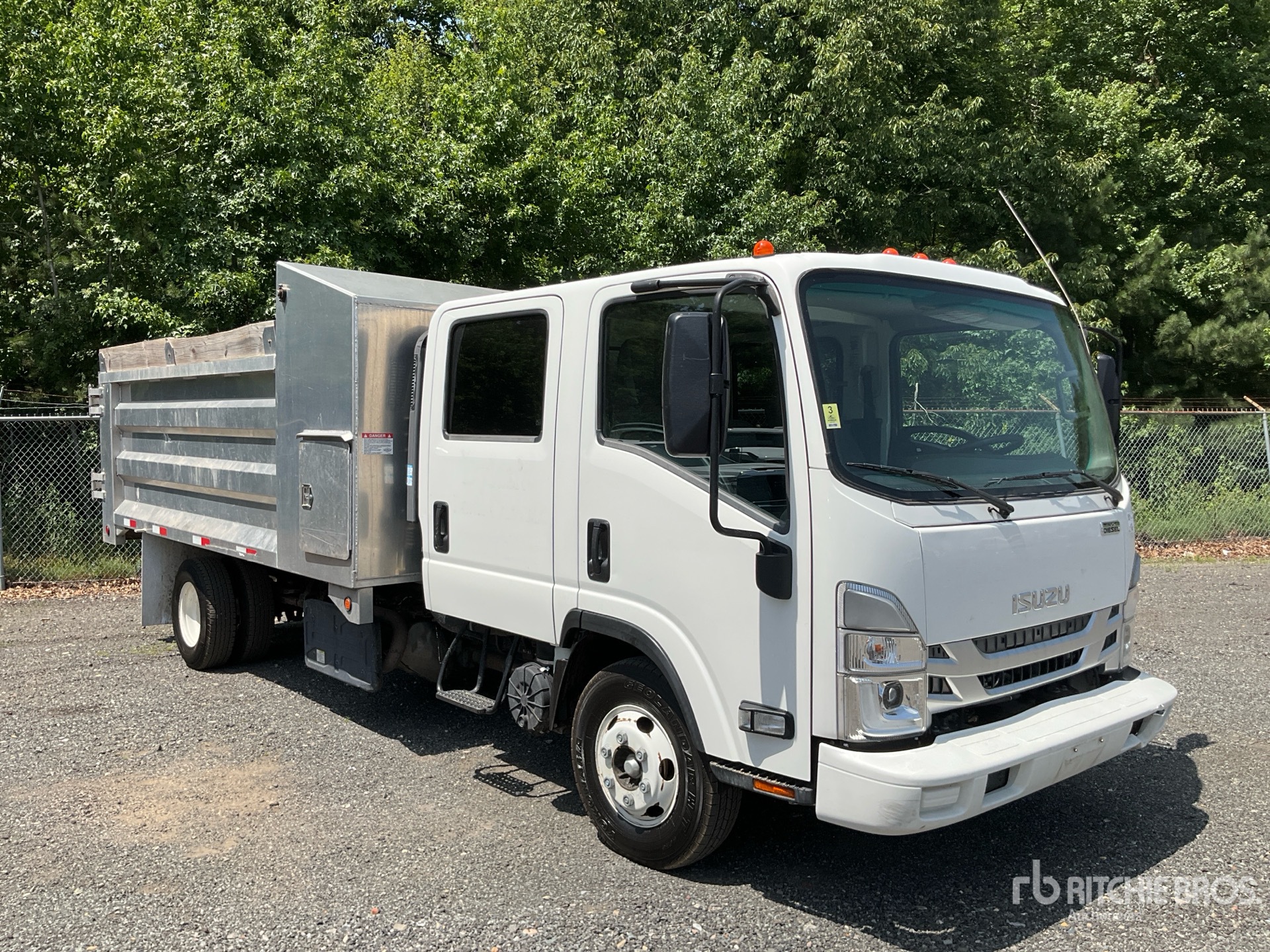 2022 Isuzu NPR