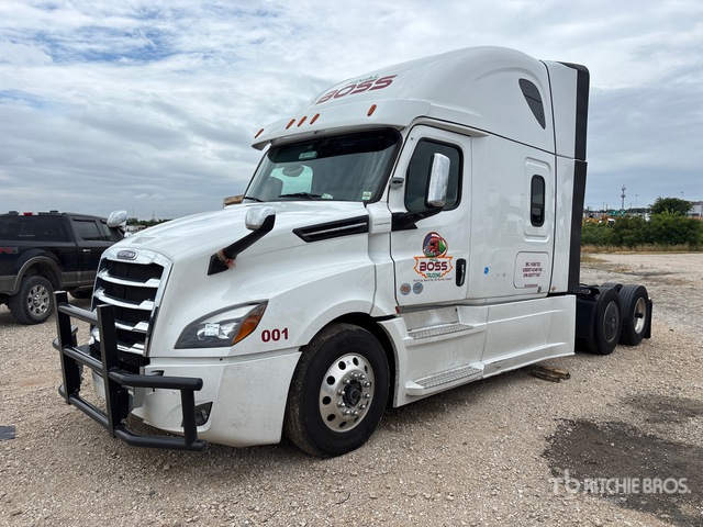 2025 Freightliner Cascadia 126 6x4 T/a Sleeper Truck Tractor