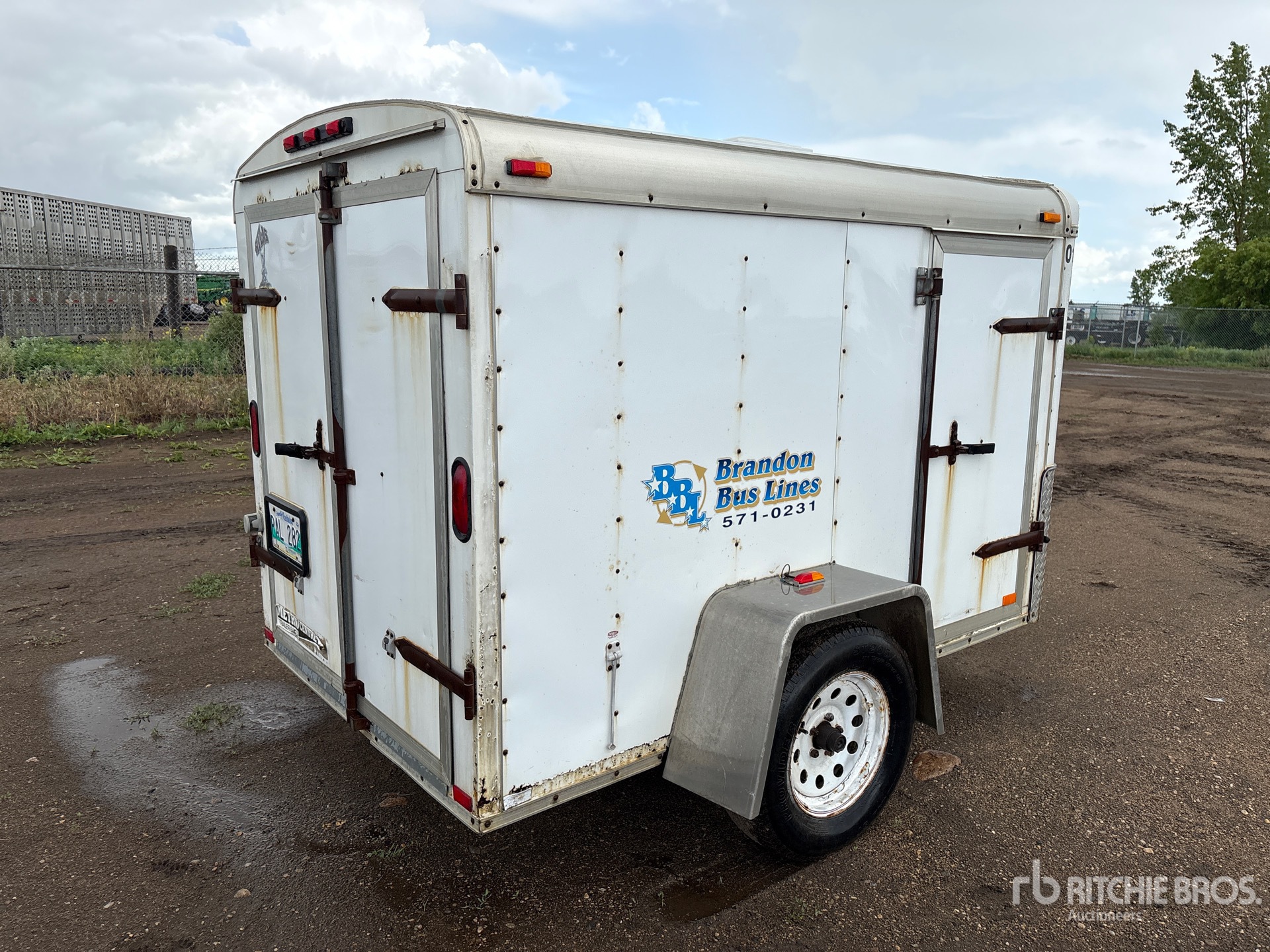 General Appearance with Picture, Right Rear Corner