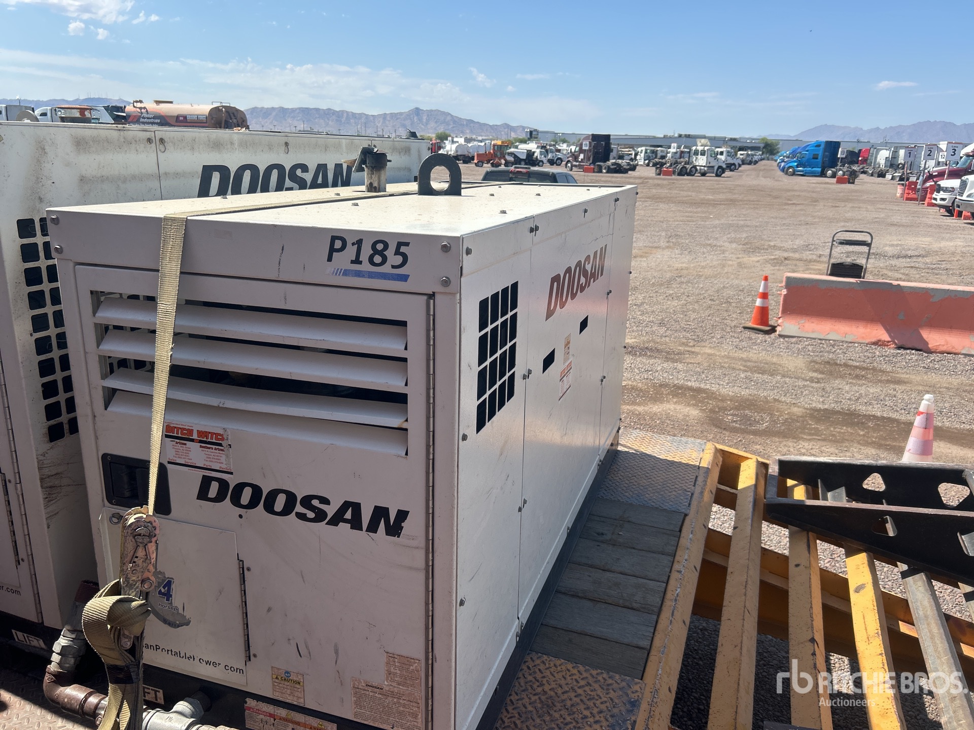Photo of a 2013 Doosan P185WJDU
