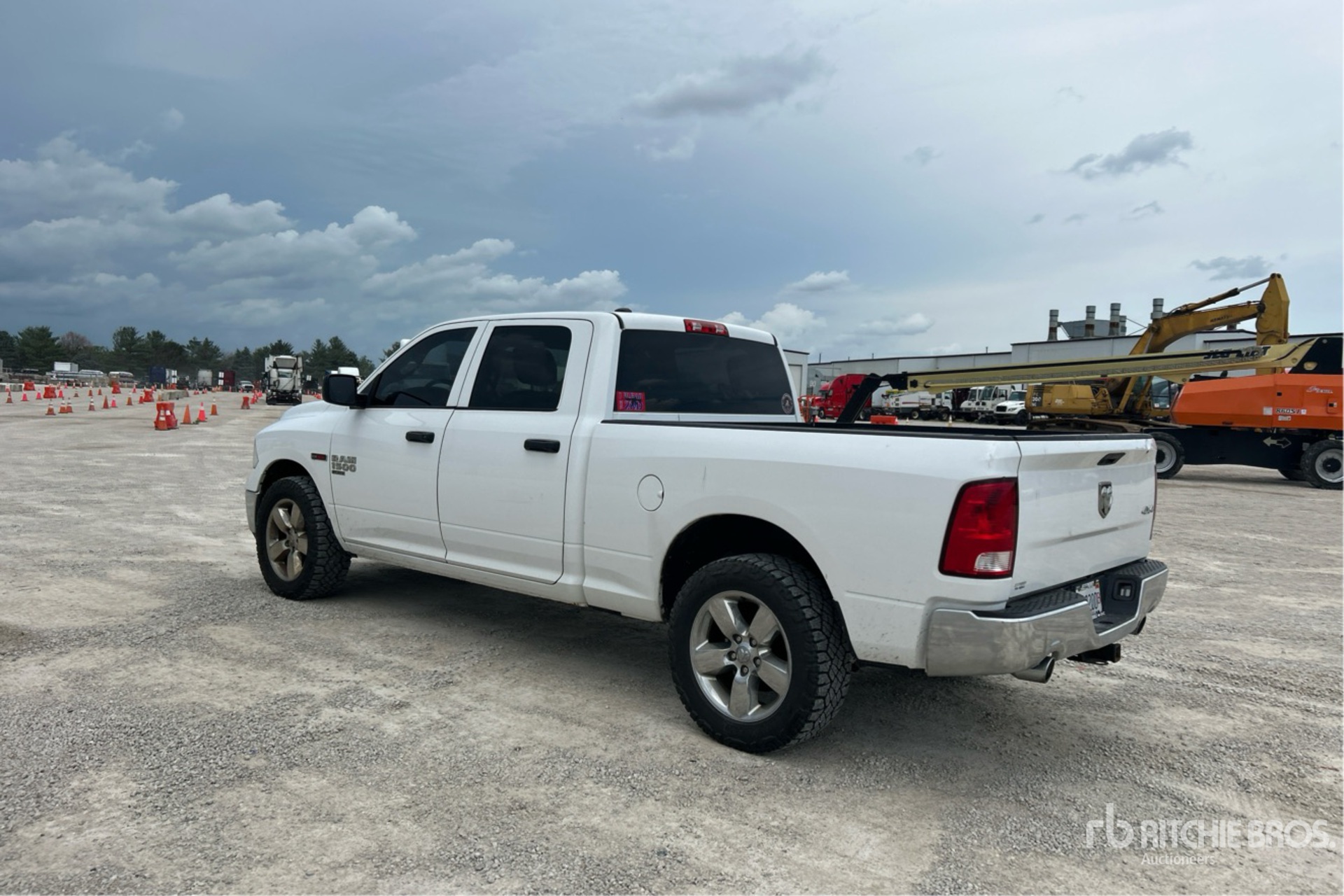 General Appearance with Picture, Left Rear Corner
