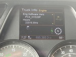 4 Transmision with Engine Hours