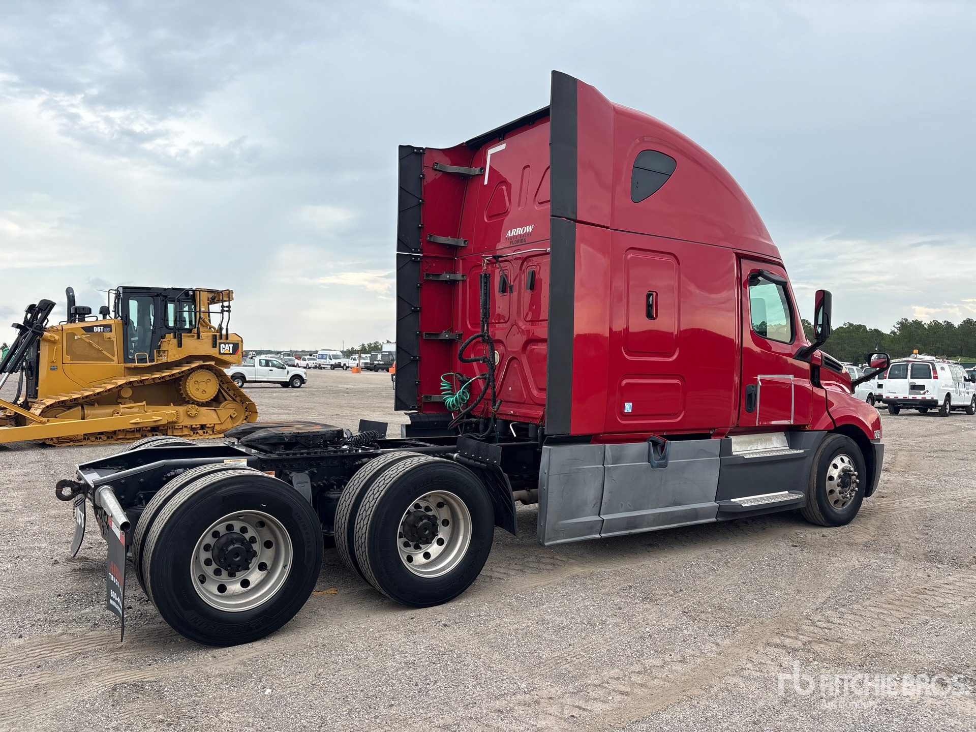 2019 Freightliner CASCADIA 126