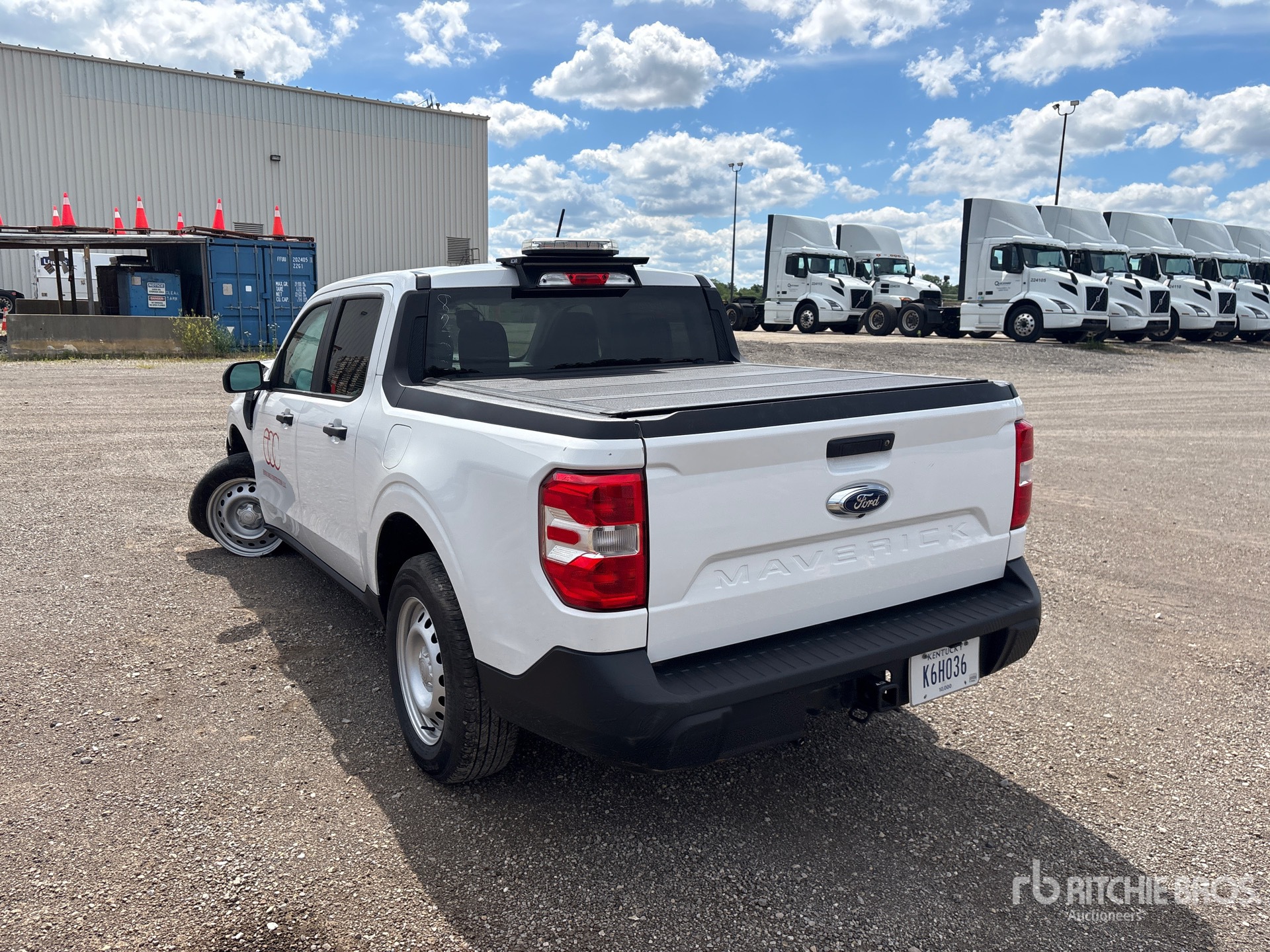 General Appearance with Picture, Left Rear Corner