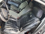 Cab with Seats/armrests