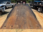 Configuration with Flat Bed Body