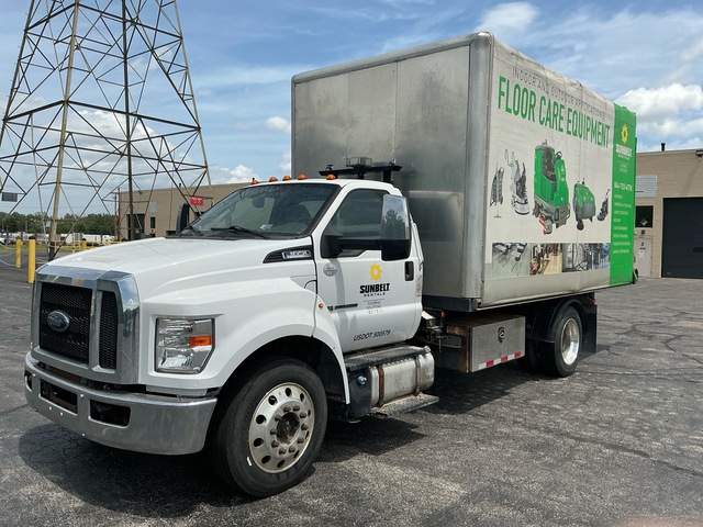2019 Ford F-650 4x2 Hooklift Truck