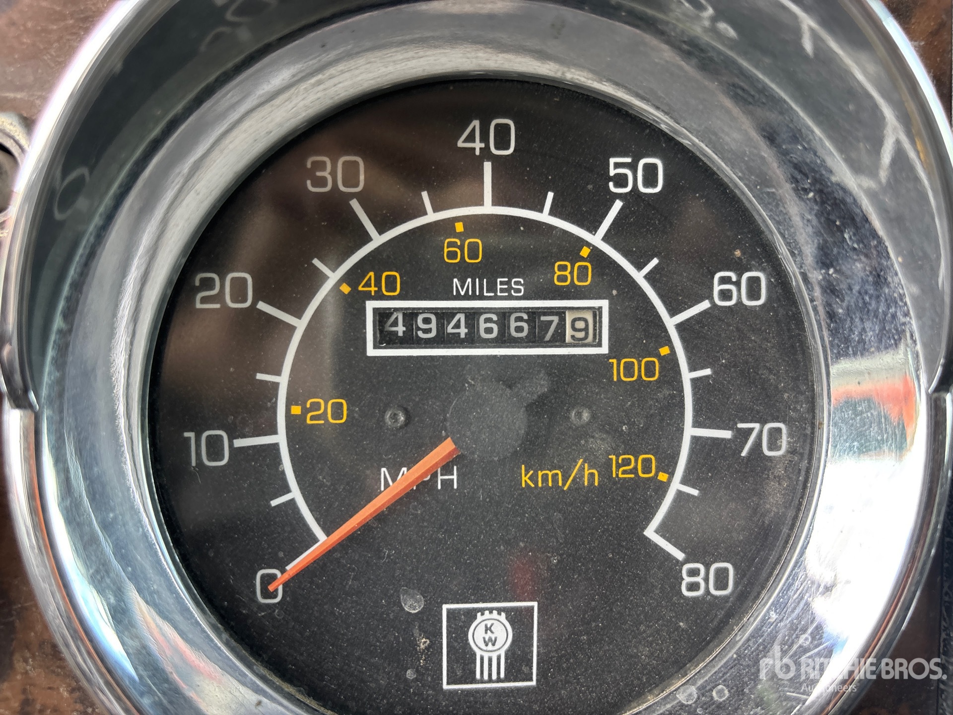 General Appearance with Hour Meter / Odometer