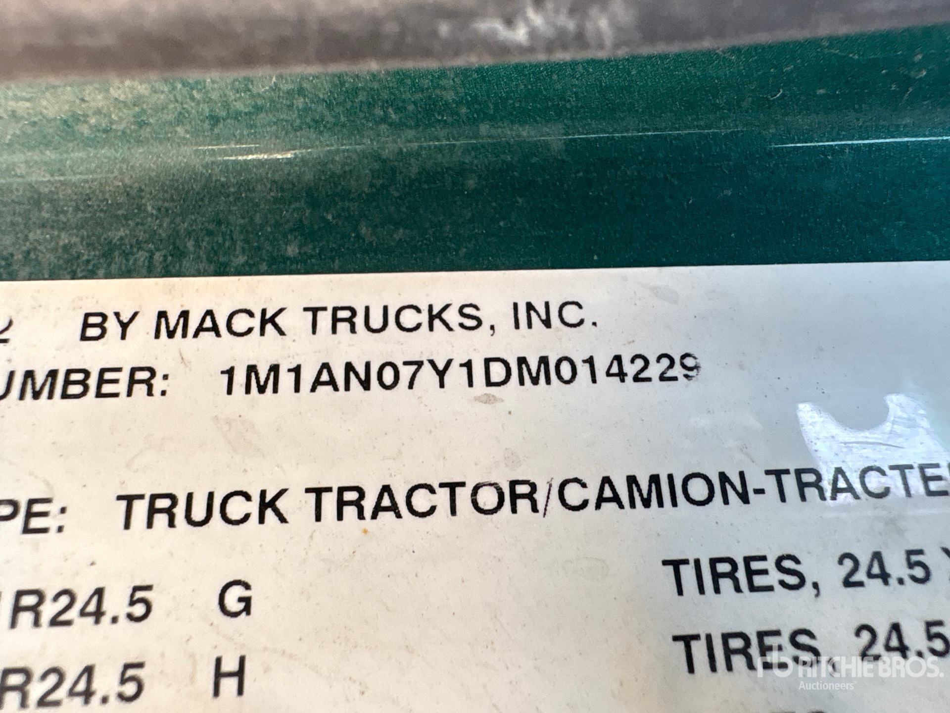 2013 Mack CHU613