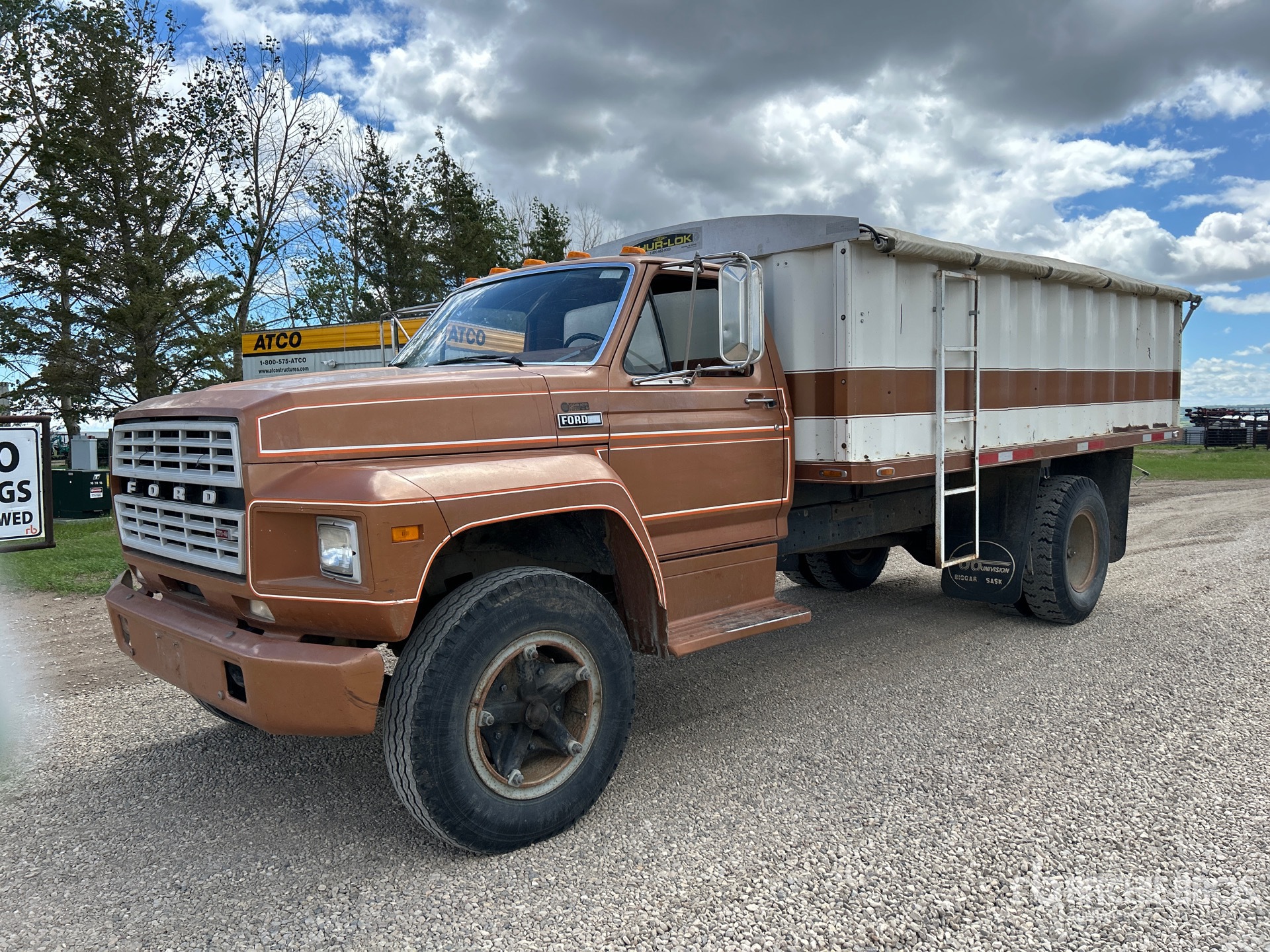 Photo of a 1981 Ford F-600