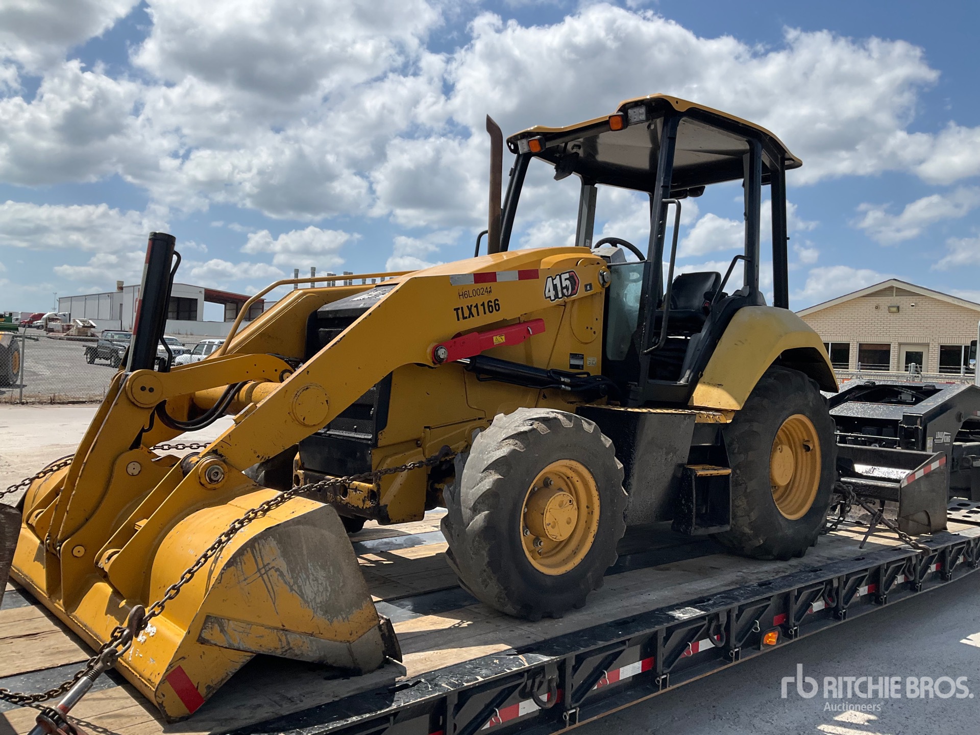 Photo of a 2021 Caterpillar 415 IL