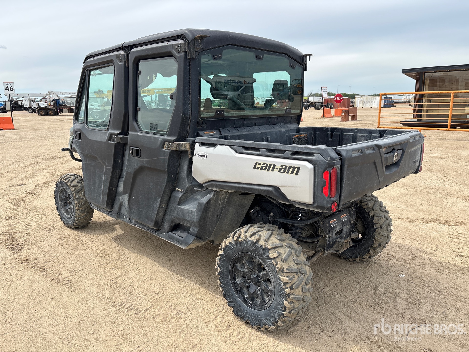 General Appearance with Picture, Left Rear Corner