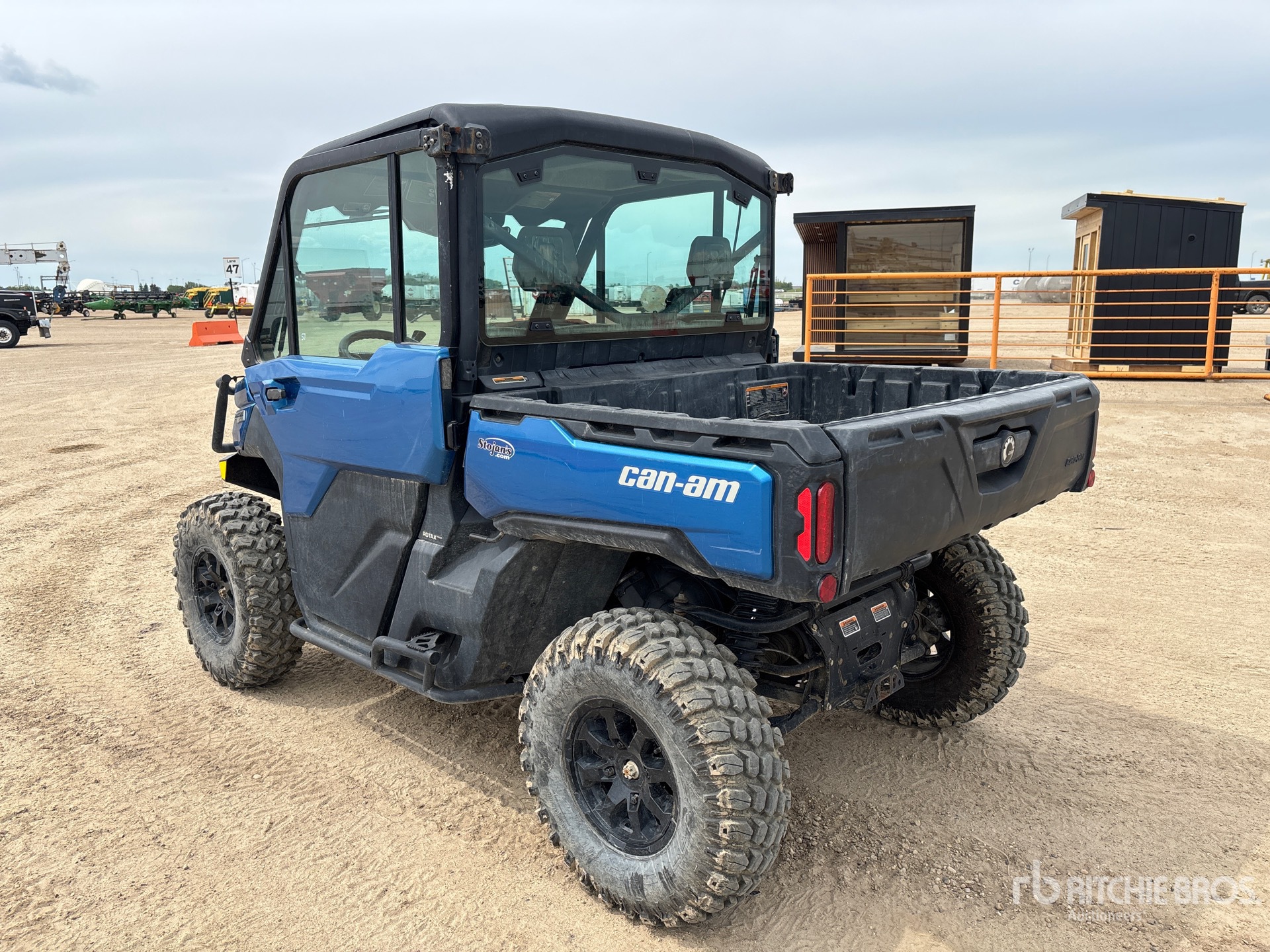 General Appearance with Picture, Left Rear Corner