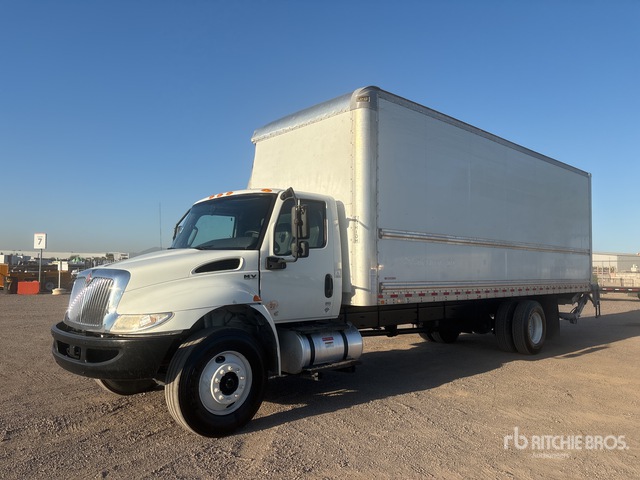 2021 International MV607 Van Truck