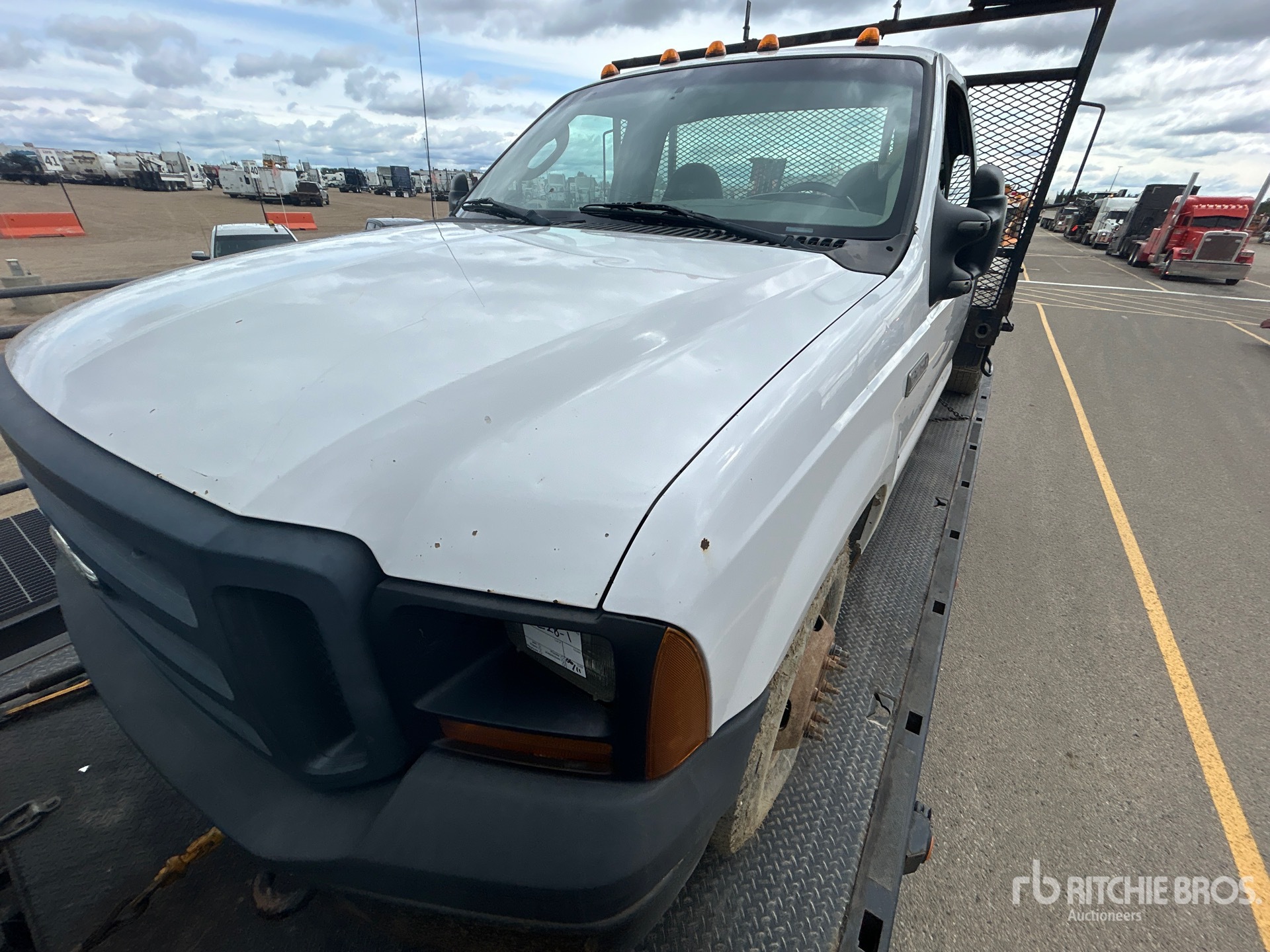 Photo of a 2006 Ford F-350
