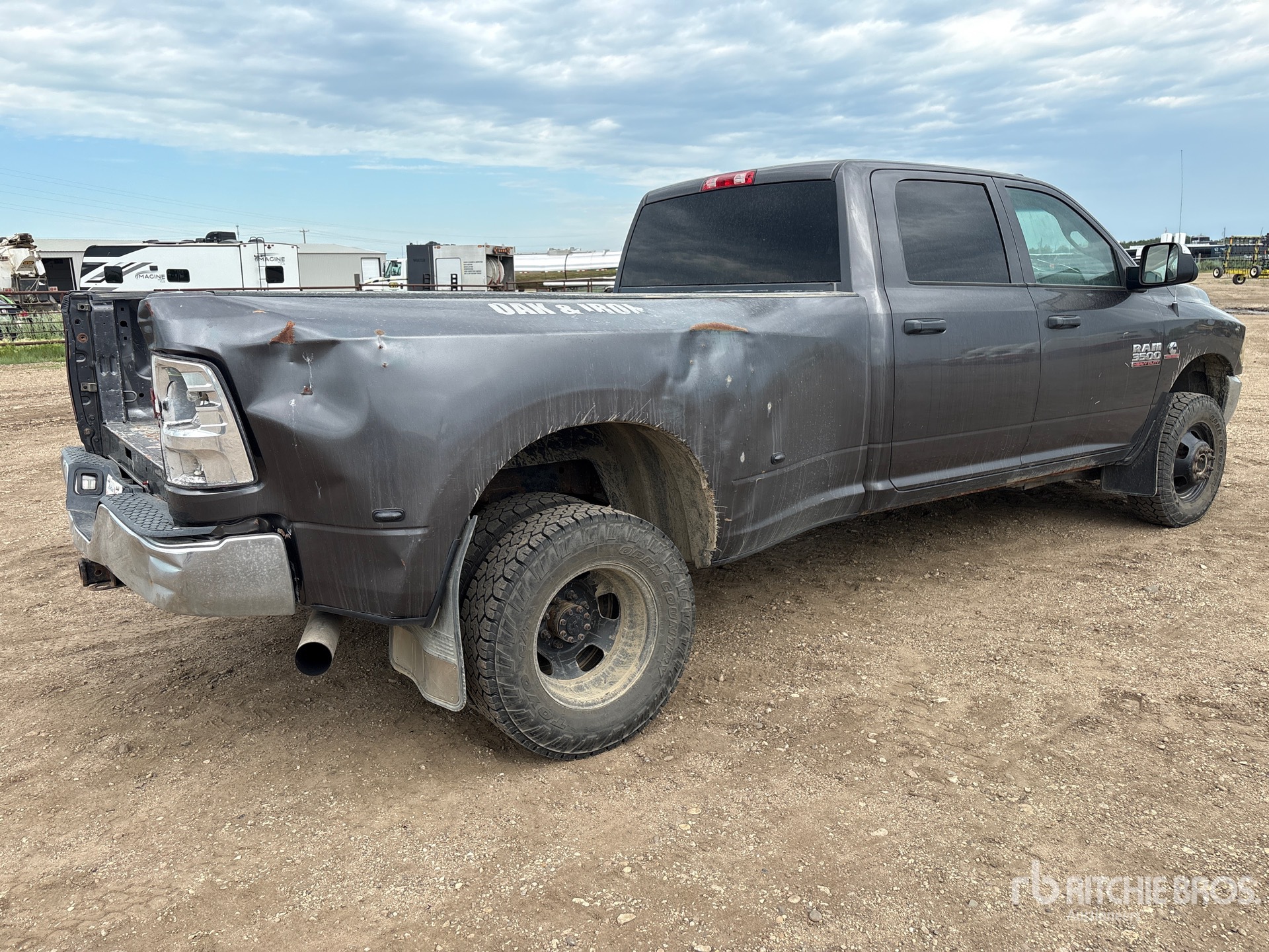 General Appearance with Picture, Right Rear Corner