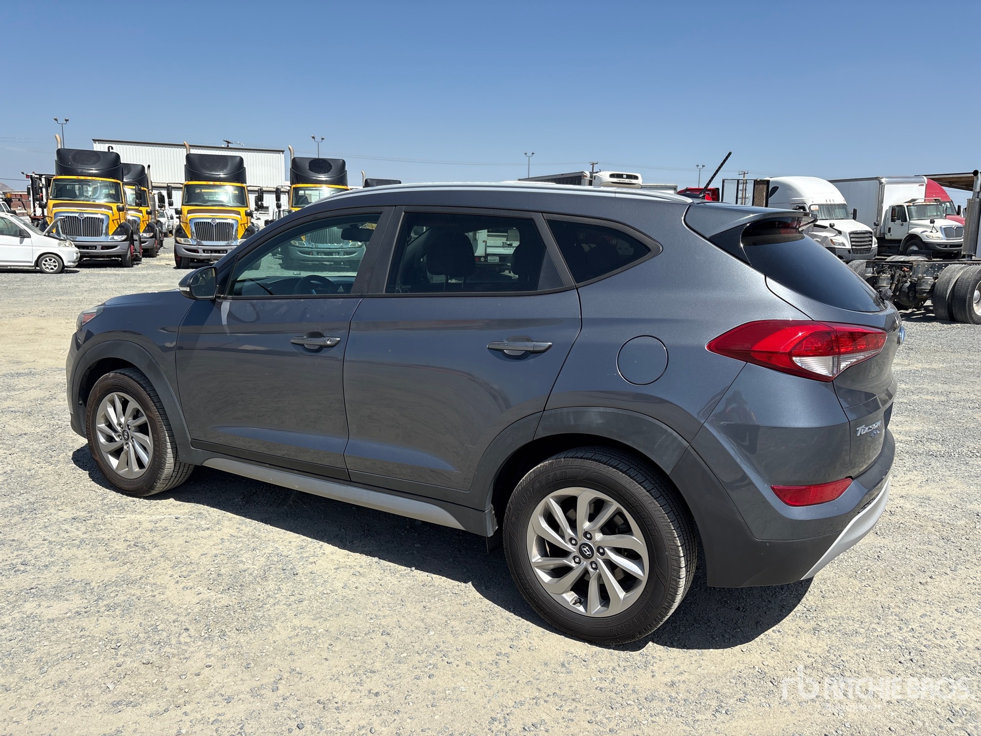 General Appearance with Picture, Left Rear Corner
