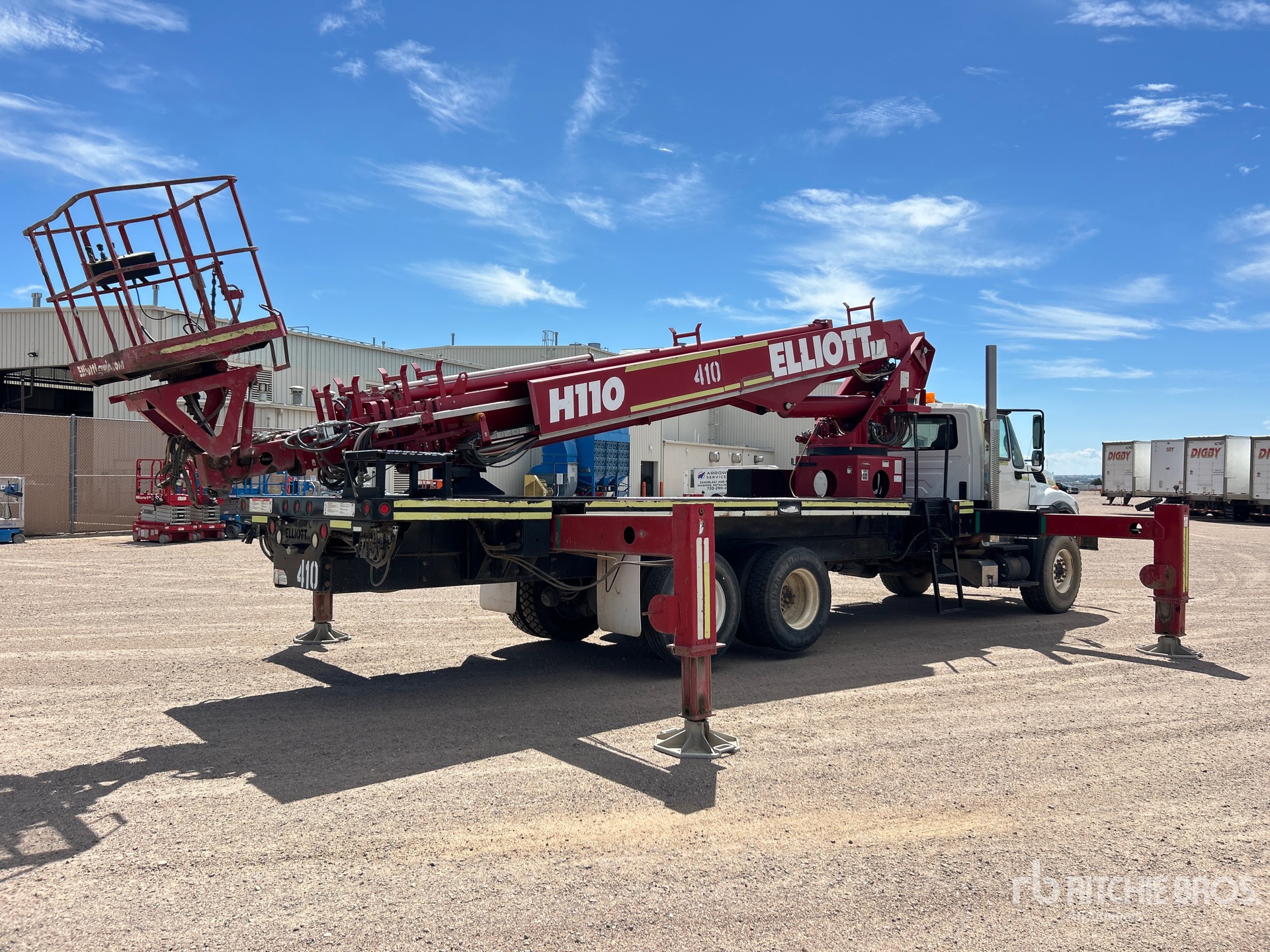 2009 International 7500 SBA
