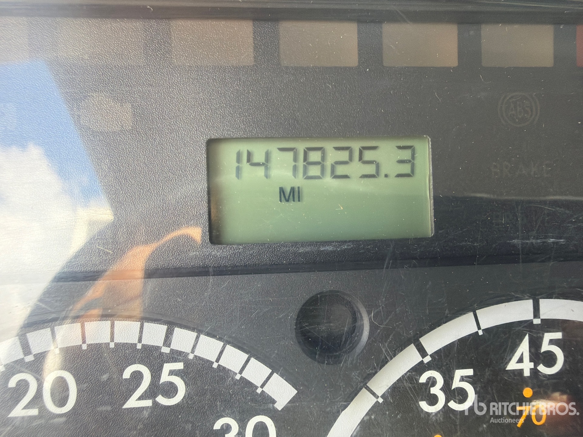 General Appearance with Hour Meter / Odometer